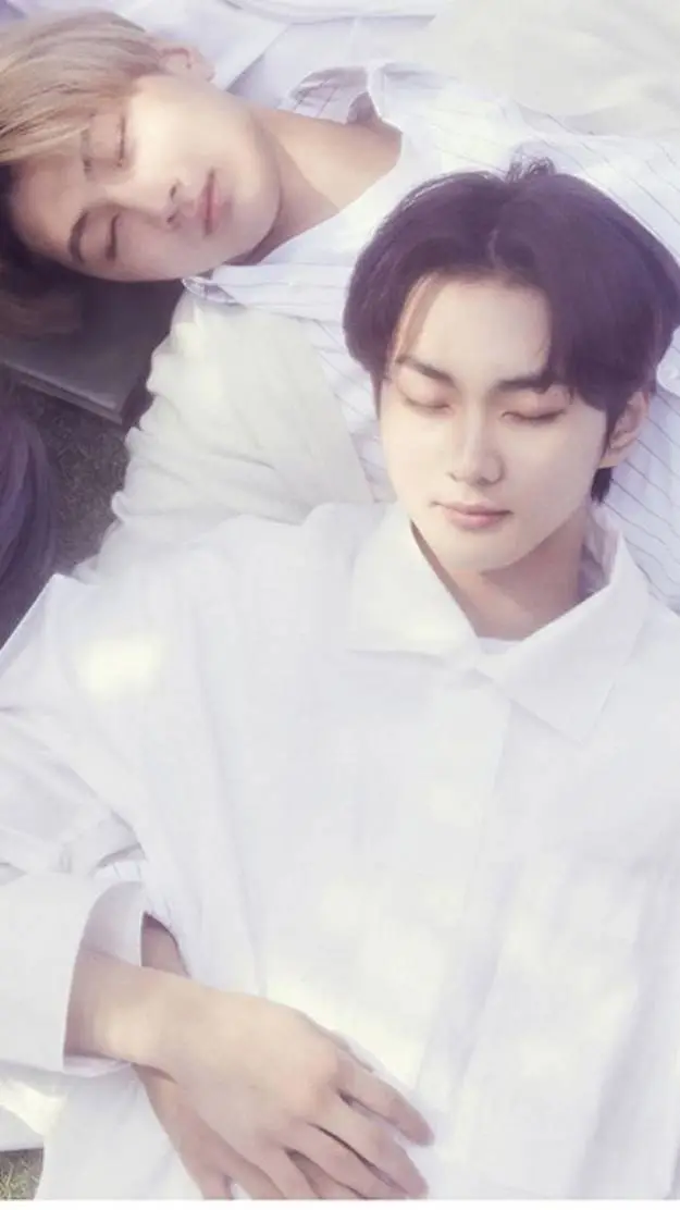 ai character: JayWon(Titanic) background