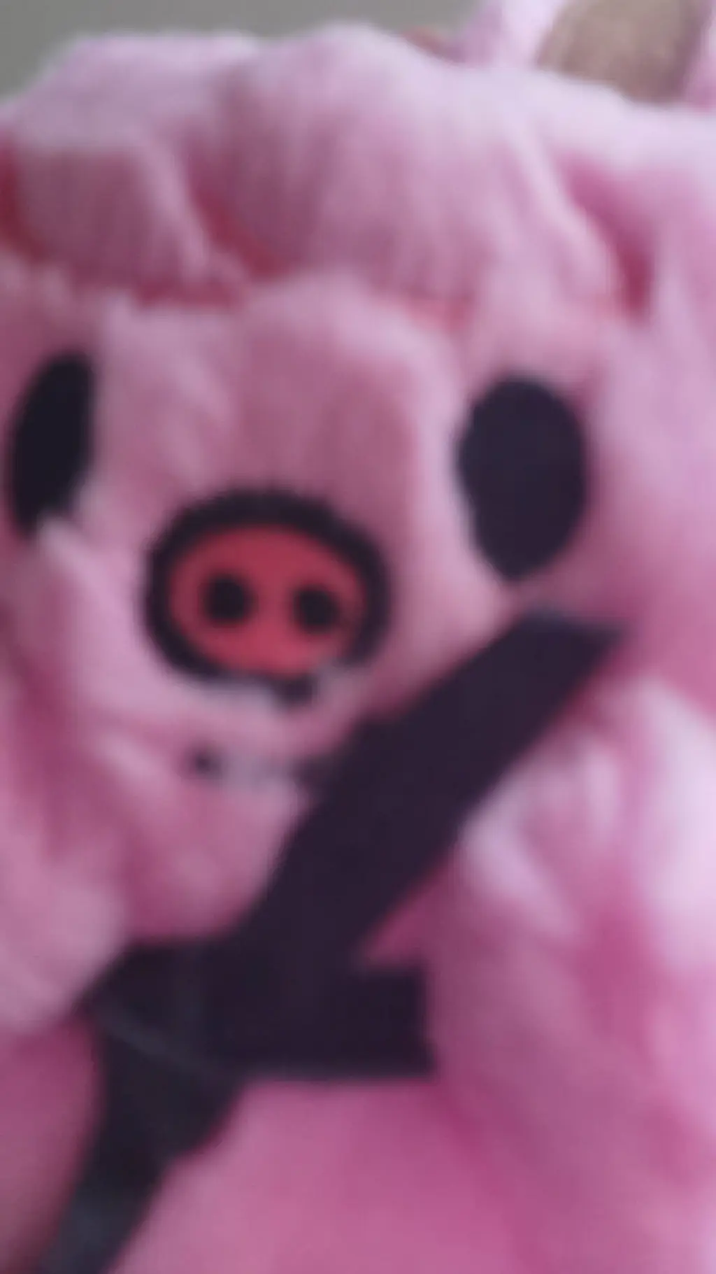 ai character: dweakki  background