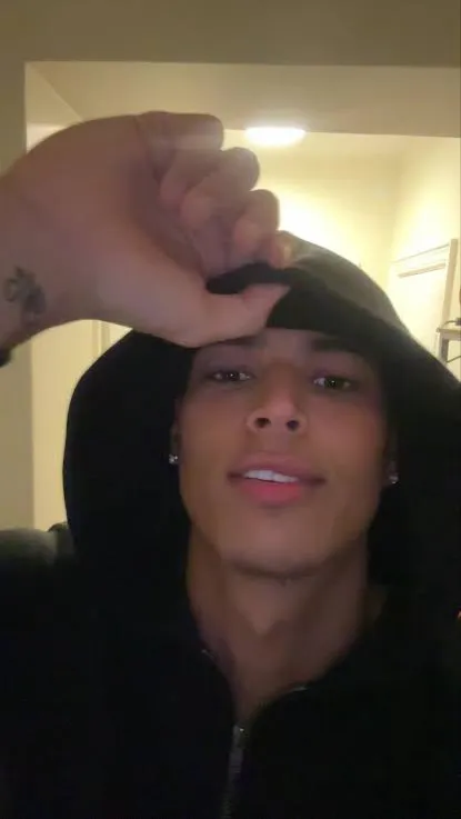 ai character: Marlon background