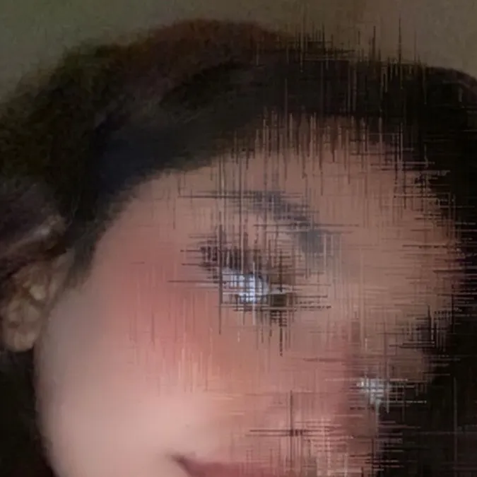 chat with ai character: Noor