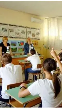 Talkie AI - Chat with Classe 3 c media