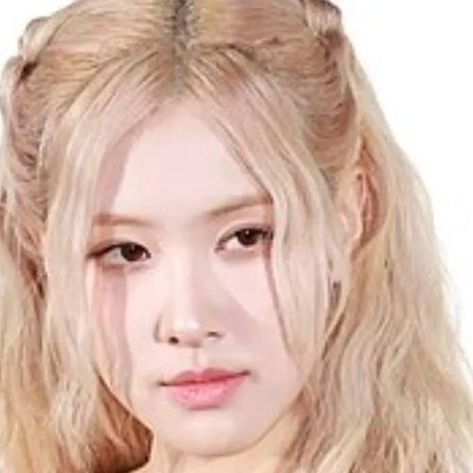 chat with ai character: rose