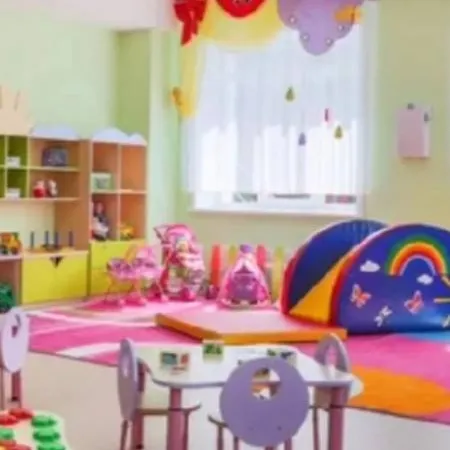 chat with ai character: Daycare
