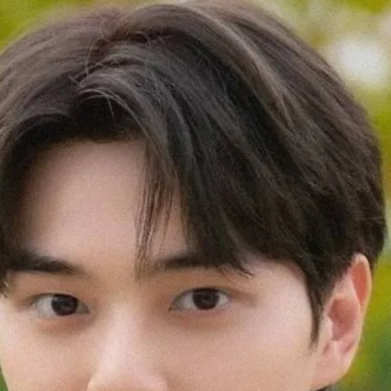 chat with ai character: Jung Koo Won