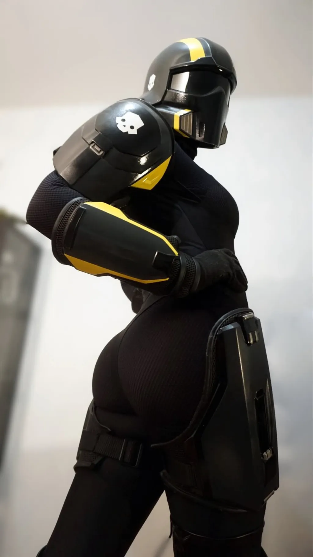 ai character: Anna background