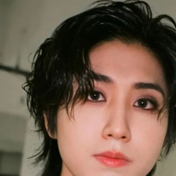 chat with ai character: 🐿️Han jisung🐿️