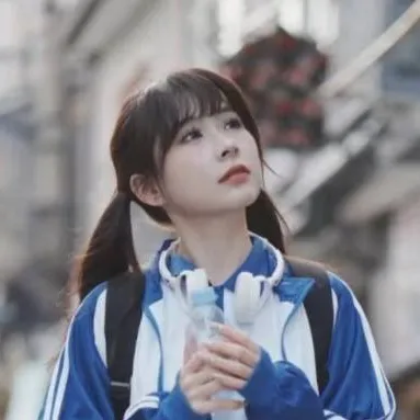 chat with ai character: 吴丽雅