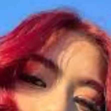 chat with ai character: english ver mikha