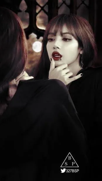 ai character: Lisa (Vampire) background