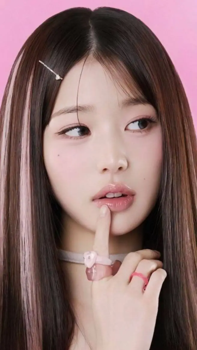 ai character: wonyoung background