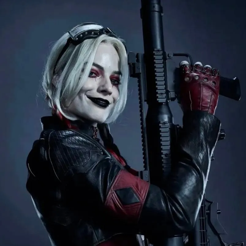 chat with ai character: Harley Quinn