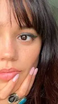 ai character: jenna ortega  background