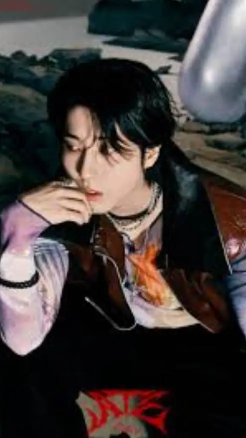 ai character: han skz  background