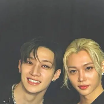 chat with ai character: Bangchan n Felix 