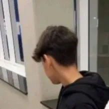 chat with ai character: Austin 