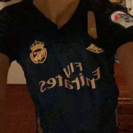 chat with ai character: Max♈