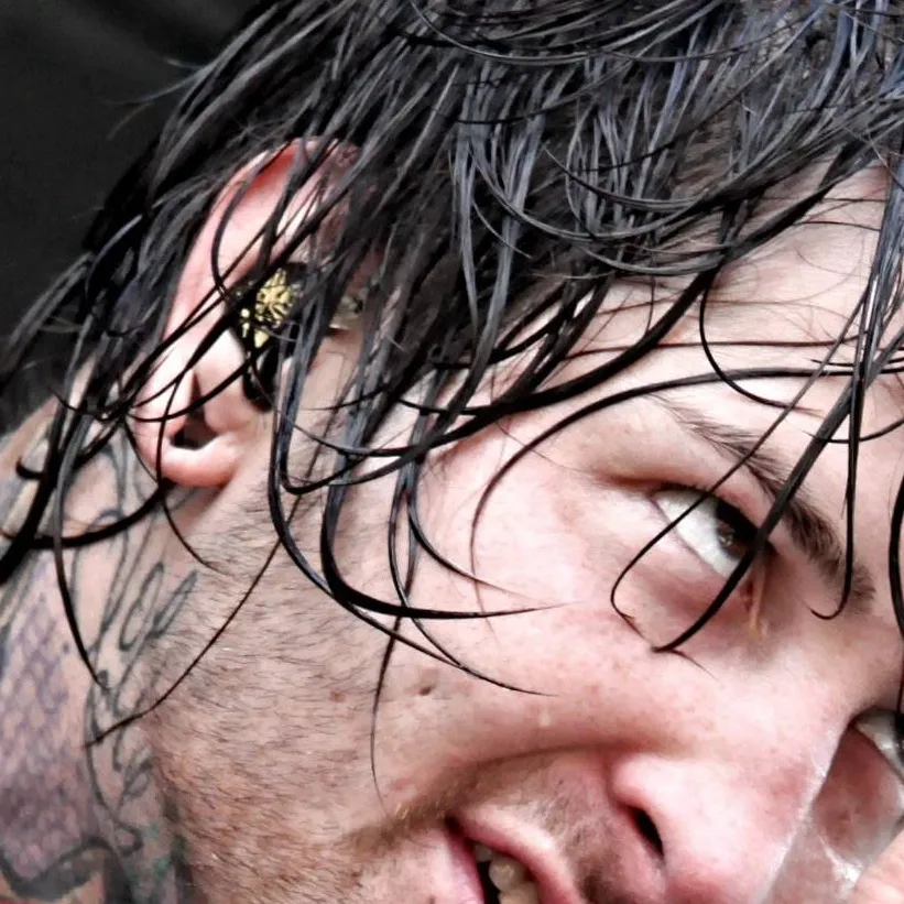 chat with ai character: Mitch Lucker