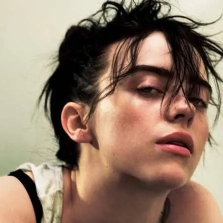 chat with ai character: Billie Eilish