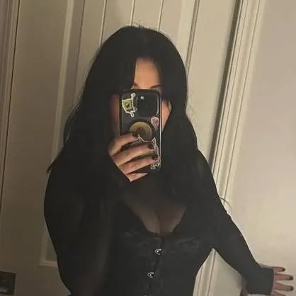 chat with ai character: CottontailVa