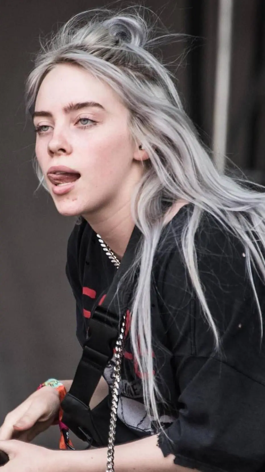 ai character: Billie Eilish background