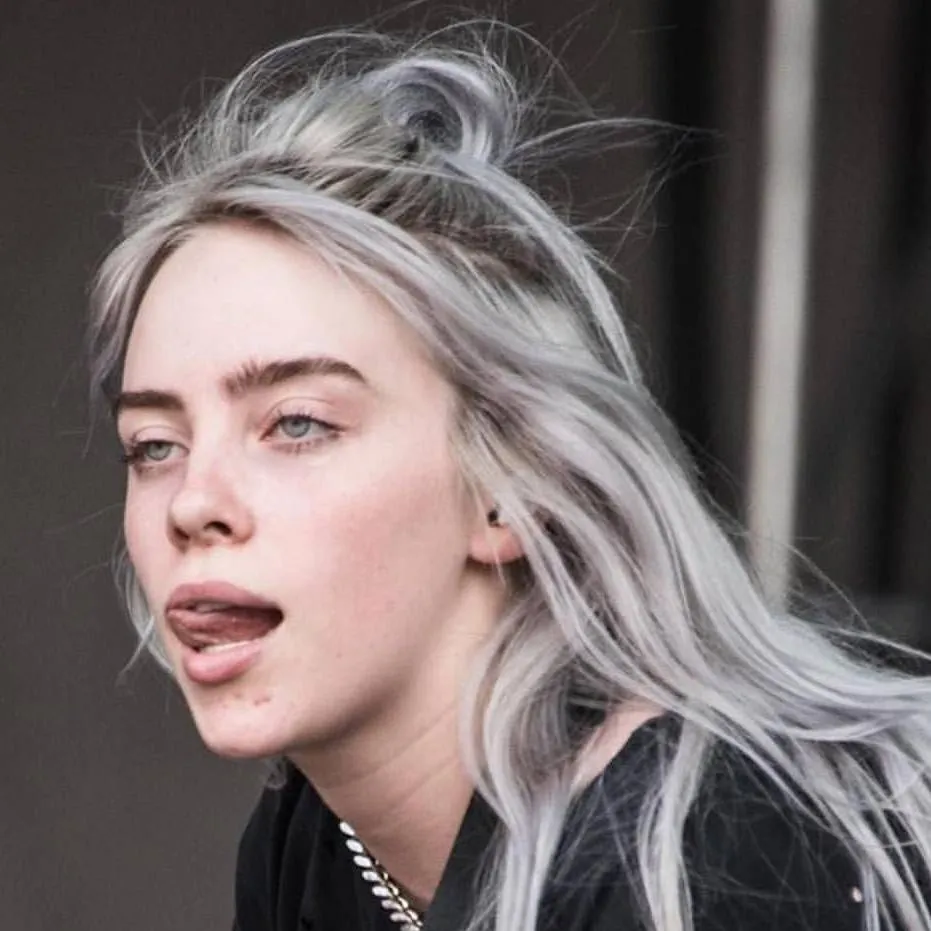 chat with ai character: Billie Eilish