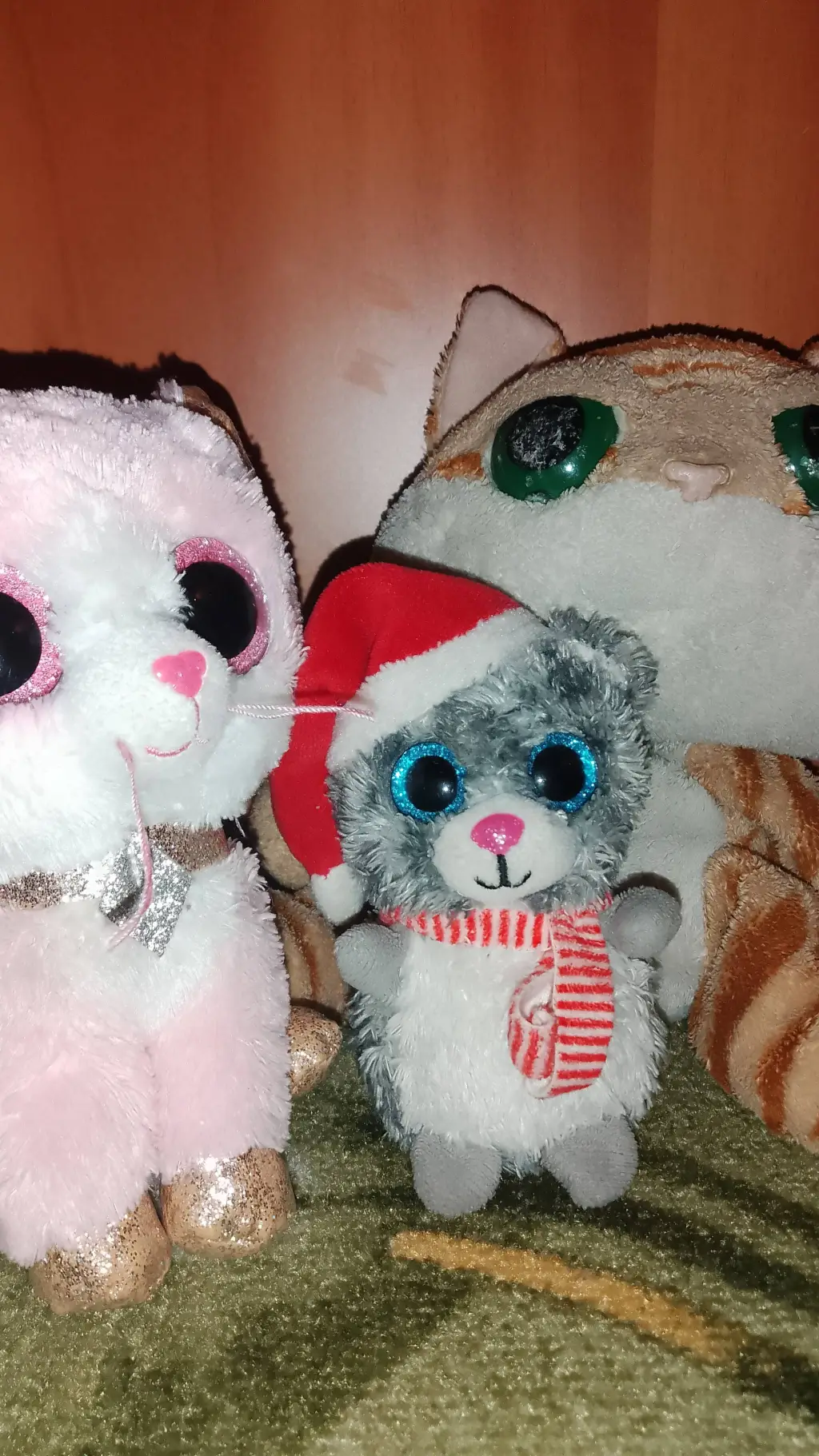 ai character: Pindur  background