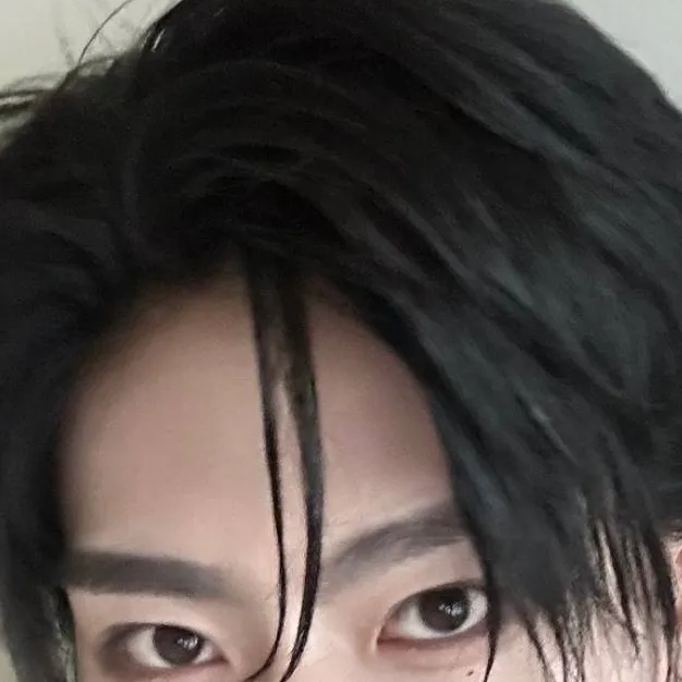 chat with ai character: Ricky from zb1