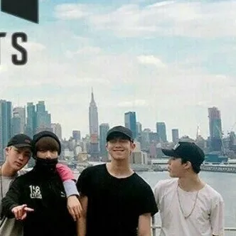 chat with ai character: BTS and Blackpink