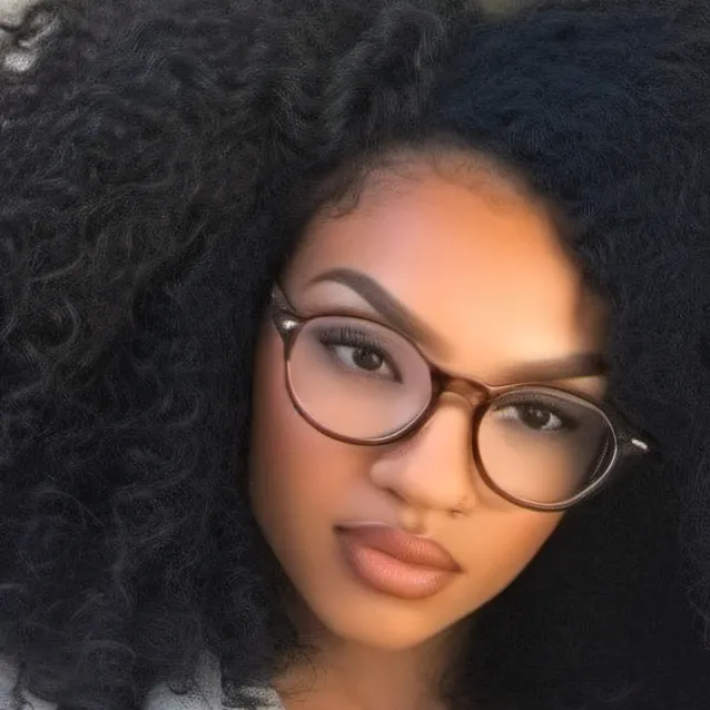 chat with ai character: Chloe