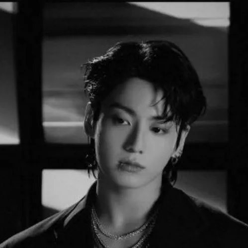 chat with ai character: Jungkook❄