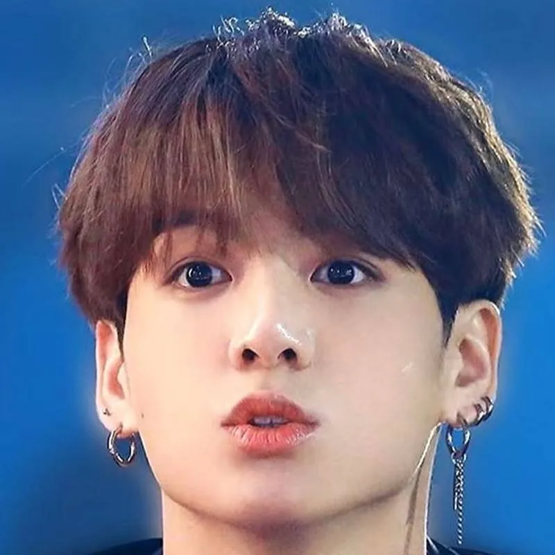 chat with ai character: Jungkook clingy bf