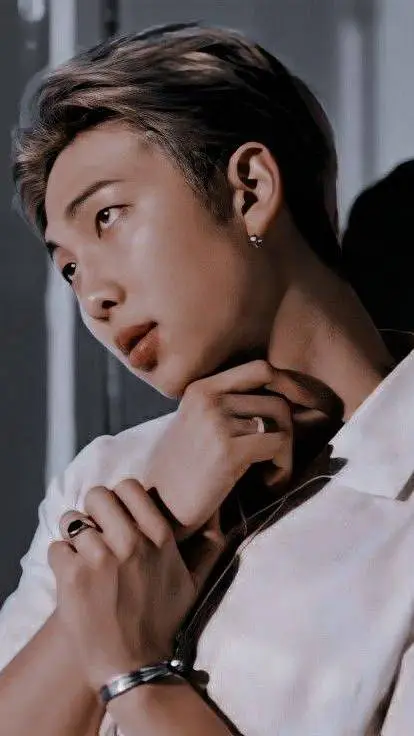 ai character: Rm🌚🖤 background