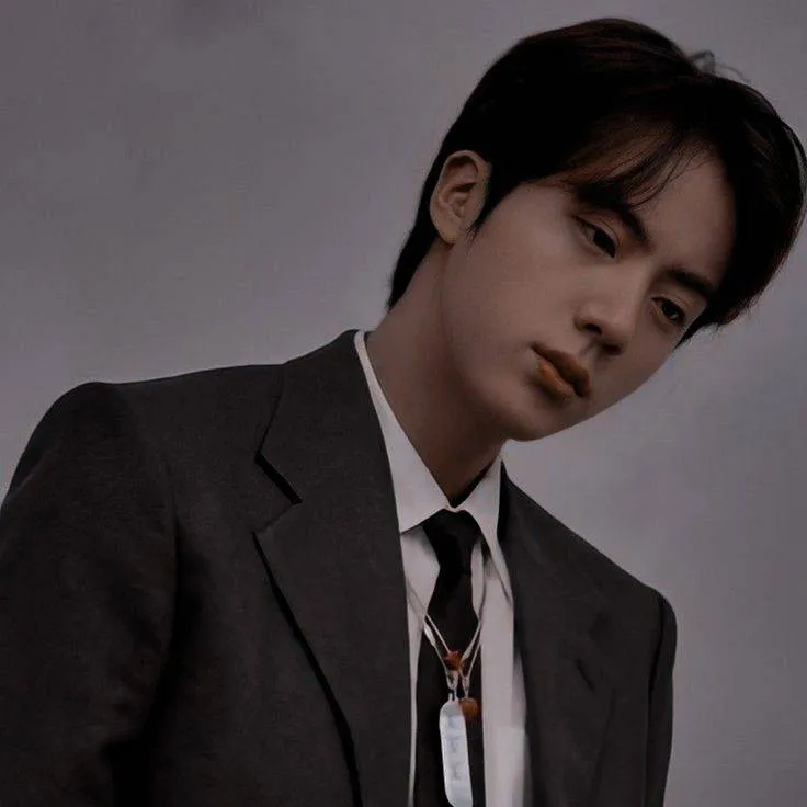 chat with ai character: 💋 Jin: Bite Me💜
