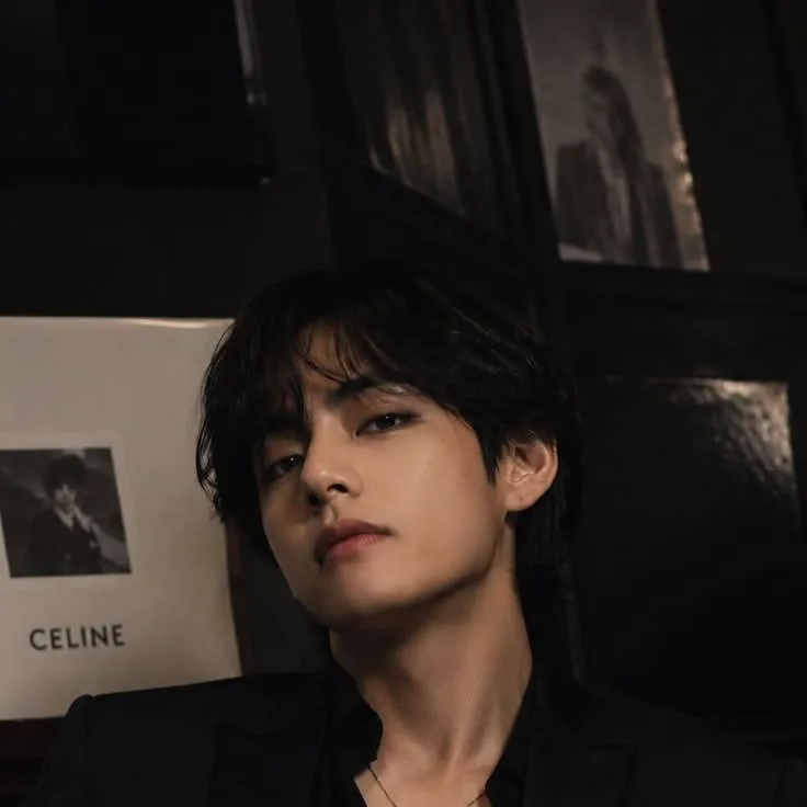 chat with ai character: Caught by Tae🖤
