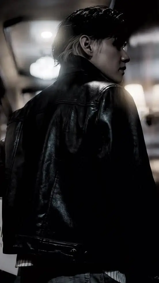 ai character: Tae's Obsession 🖤 background