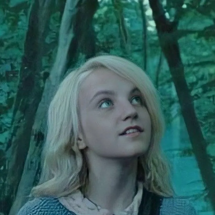 chat with ai character: Luna Lovegood