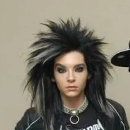 chat with ai character: Hotel Tokyo