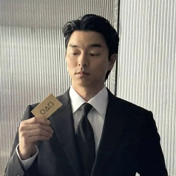 chat with ai character: ✨️Gong-yoo✨️