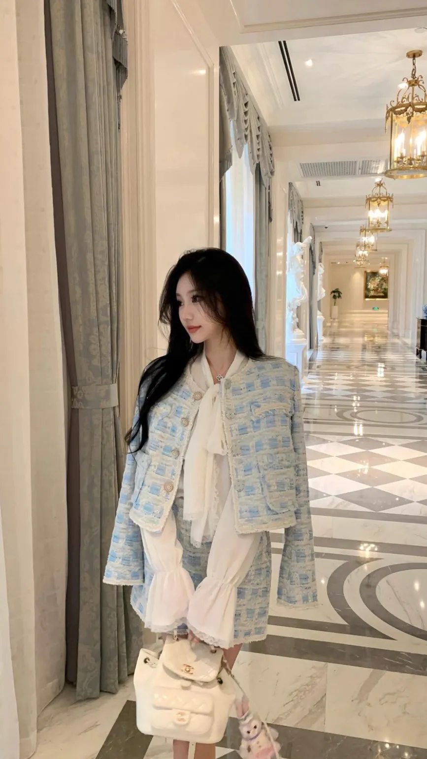 ai character: Sri  background