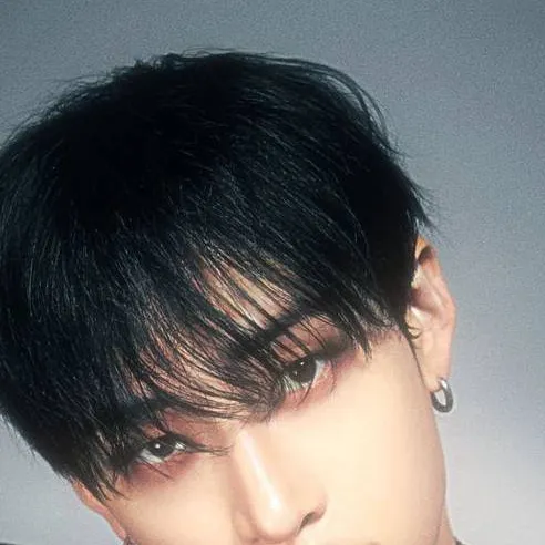 chat with ai character: bangchan mafia bf