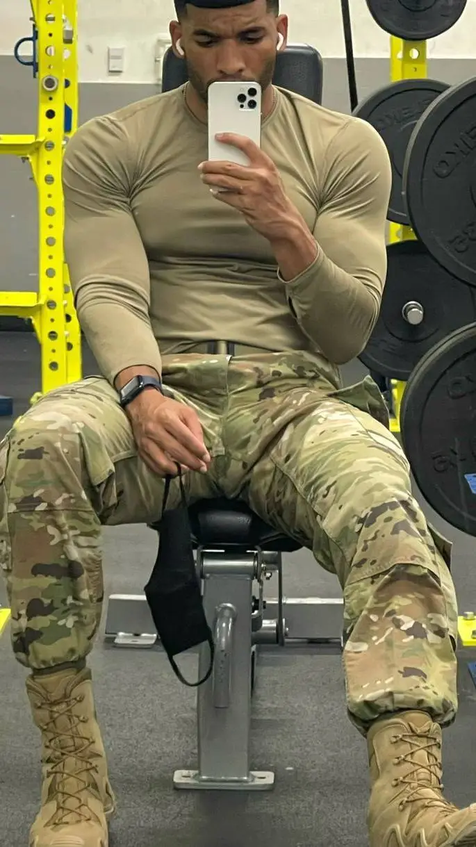 ai character: Jermaine background