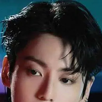 chat with ai character: jungkook