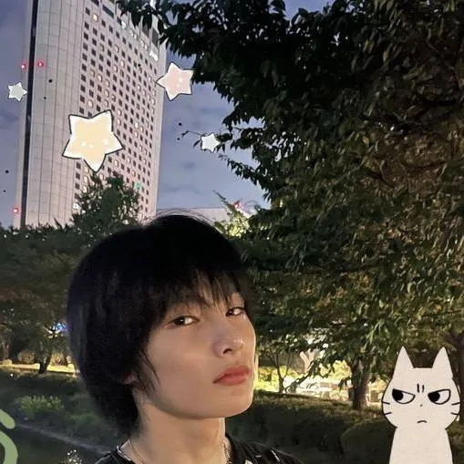 chat with ai character: tu actor favorito?