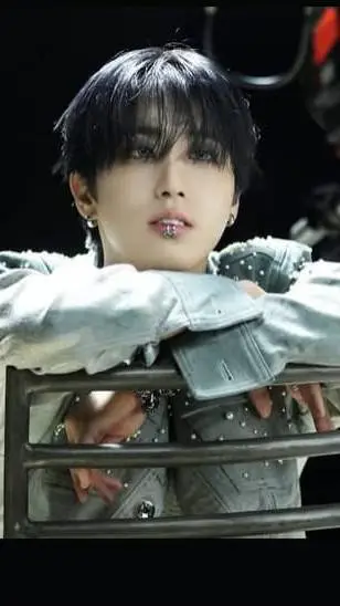 ai character: han background