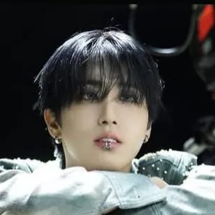 chat with ai character: han