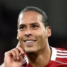 chat with ai character: Van dijk