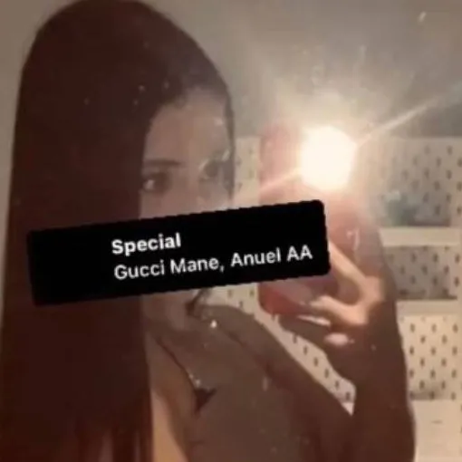 chat with ai character: carla 