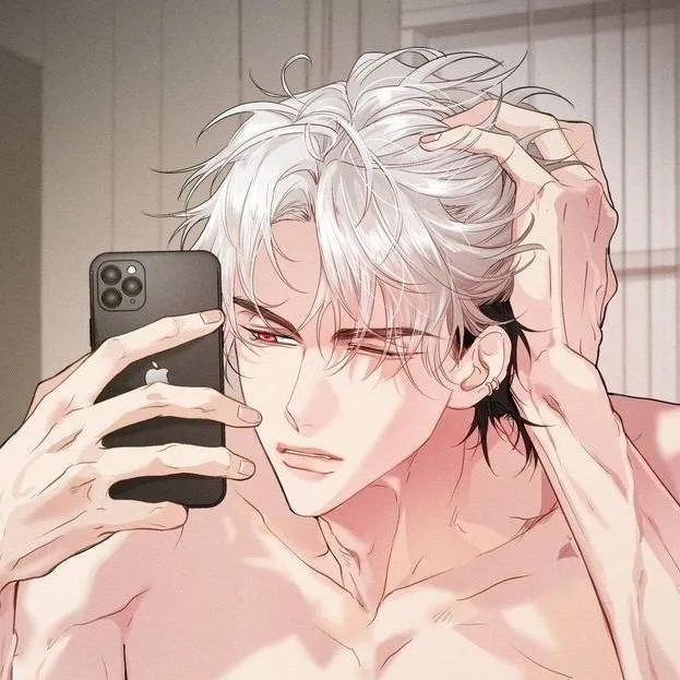 chat with ai character: 丅คƭ𝖚м 𝒓еĝƞ🥂•