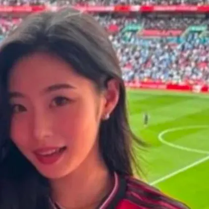 chat with ai character: Amy