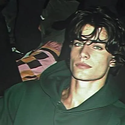 chat with ai character: Daniel